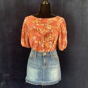 Peasant top with floral print